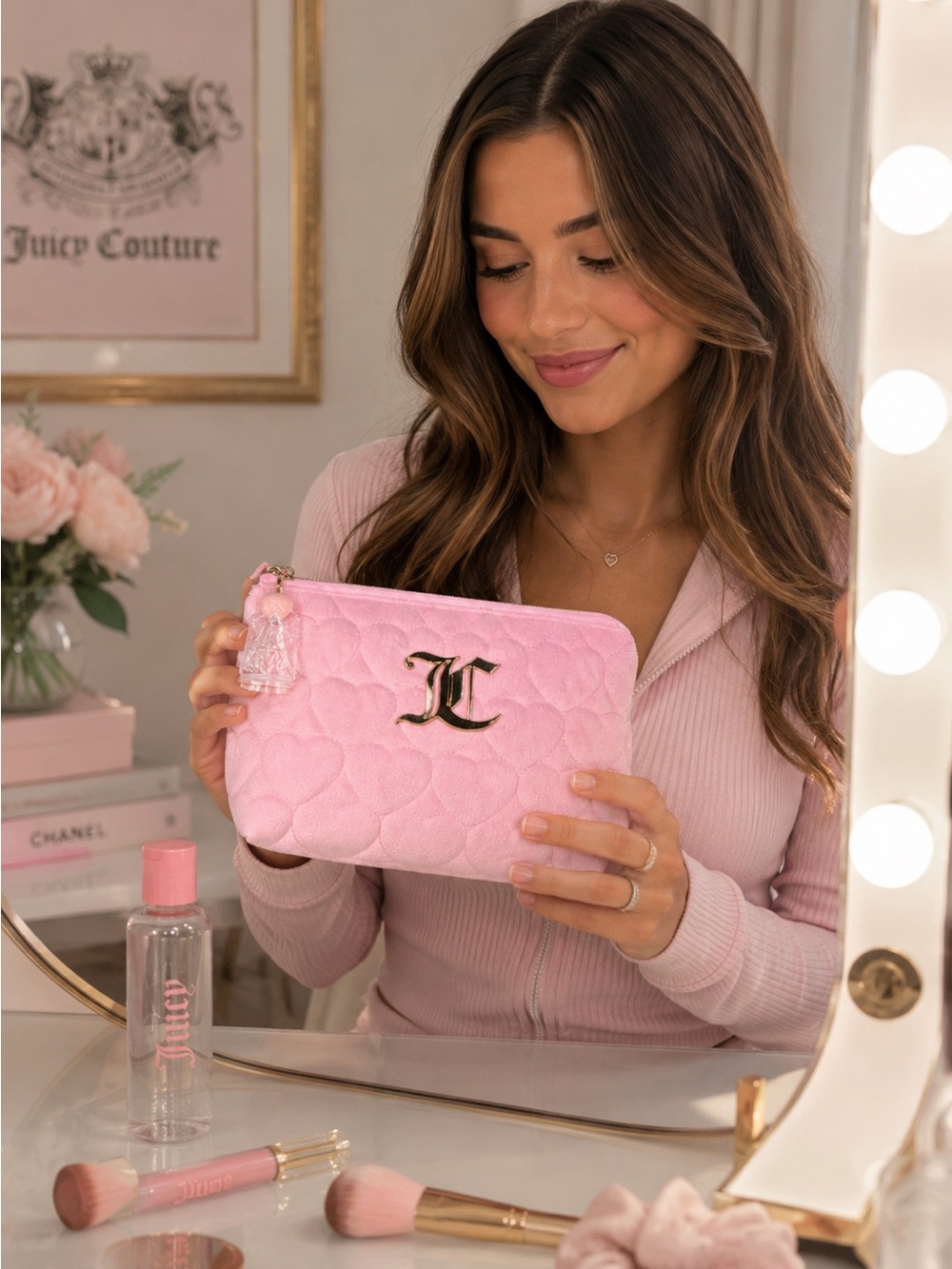 Juicy Couture Pink Quilted Makeup Bag Cosmetic Pouch Gold Logo Heart Charm Y2K